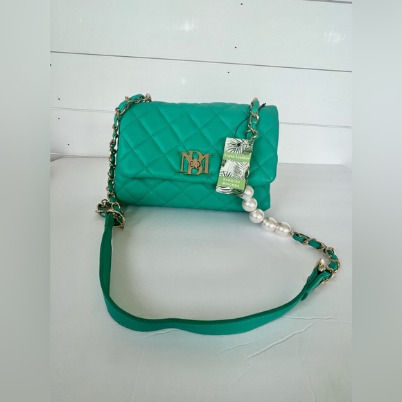 NWT Badgley Mischka | Pearl Messenger Bag - Picture 3 of 8